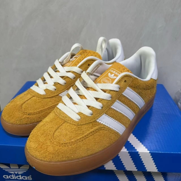Adidas women's trial sneakers - Picture 5 of 10